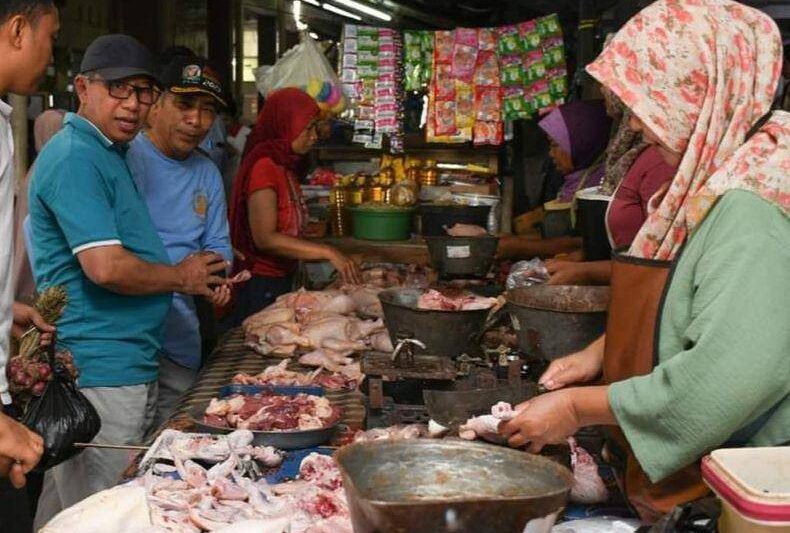 Harga Sembako Hari Ini di Palembang, Ayam Turun Lagi Rp28 Ribu per Kg | IDN Times Sumsel