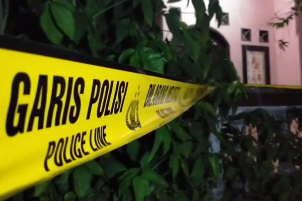 Sahroni Ditemukan Tewas di Rumah Bersama Keluarga, Diduga Jadi Korban Pembunuhan