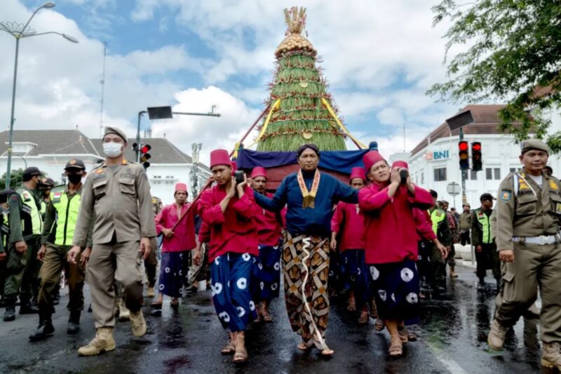 7 Tradisi Lebaran Paling Unik di Indonesia, Bukti Kekayaan Budaya Nusantara